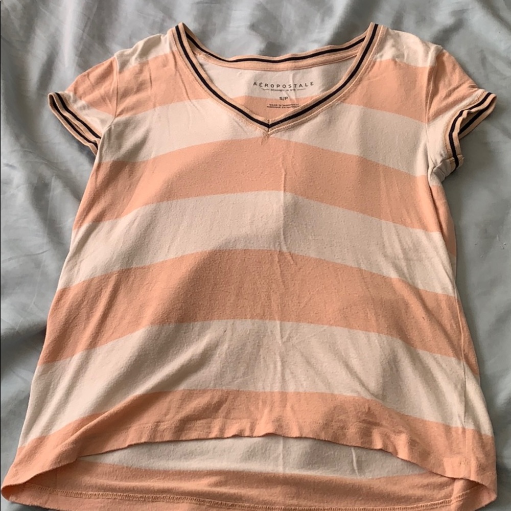 Aeropostale v neck short sleeve shirt